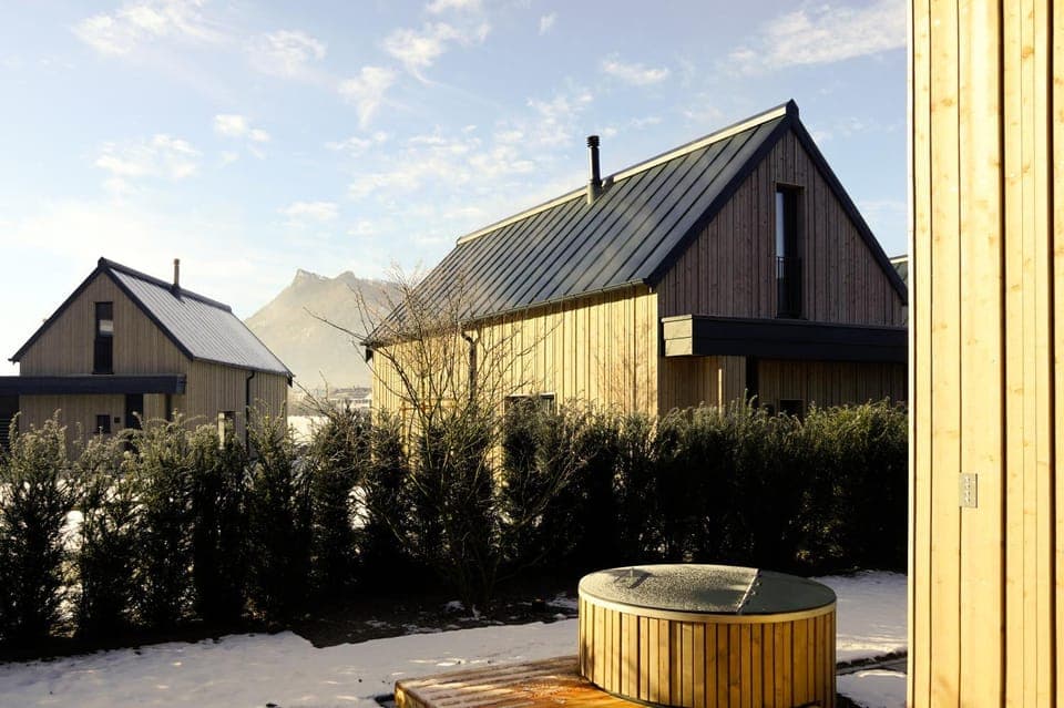 Property building, Day, Garden, Garden view