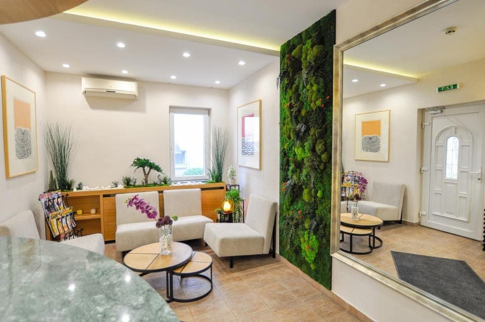 Lobby or reception, Seating area, air conditioner