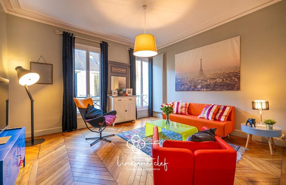 Property building, TV and multimedia, Living room