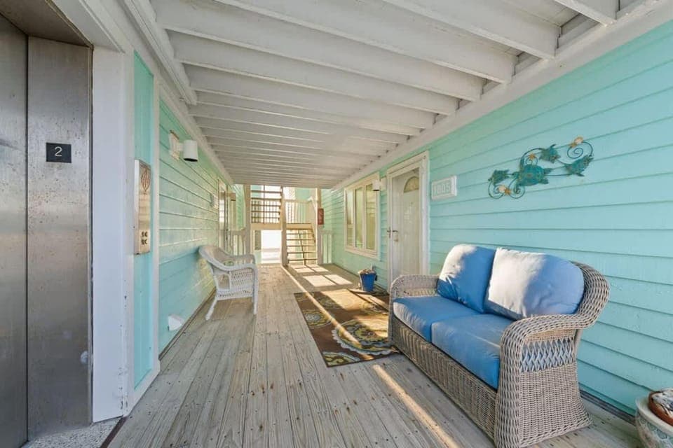 Nestled Inn Ocean Views at Kure Beach House in Kure Beach