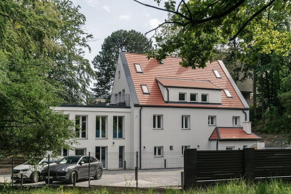 Property building, Parking