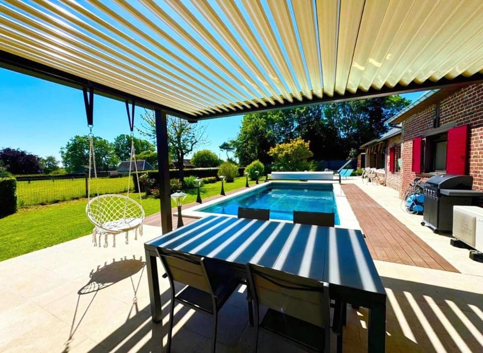 Patio, Day, Dining area, Pool view, Swimming pool, sunbed