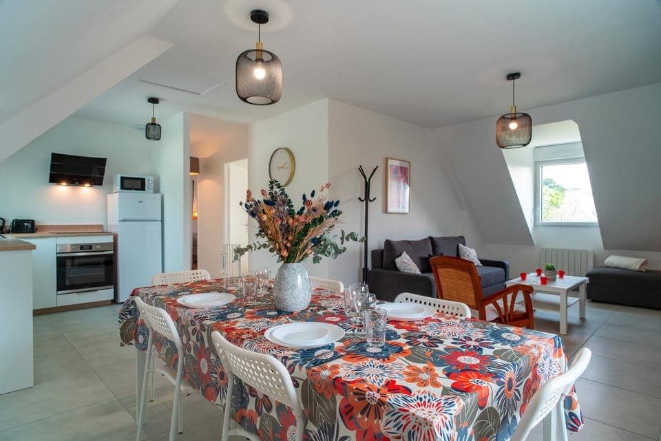 Living room, kitchen