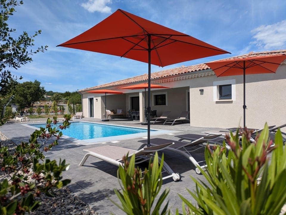 Day, Garden, Garden view, Pool view, Swimming pool, sunbed