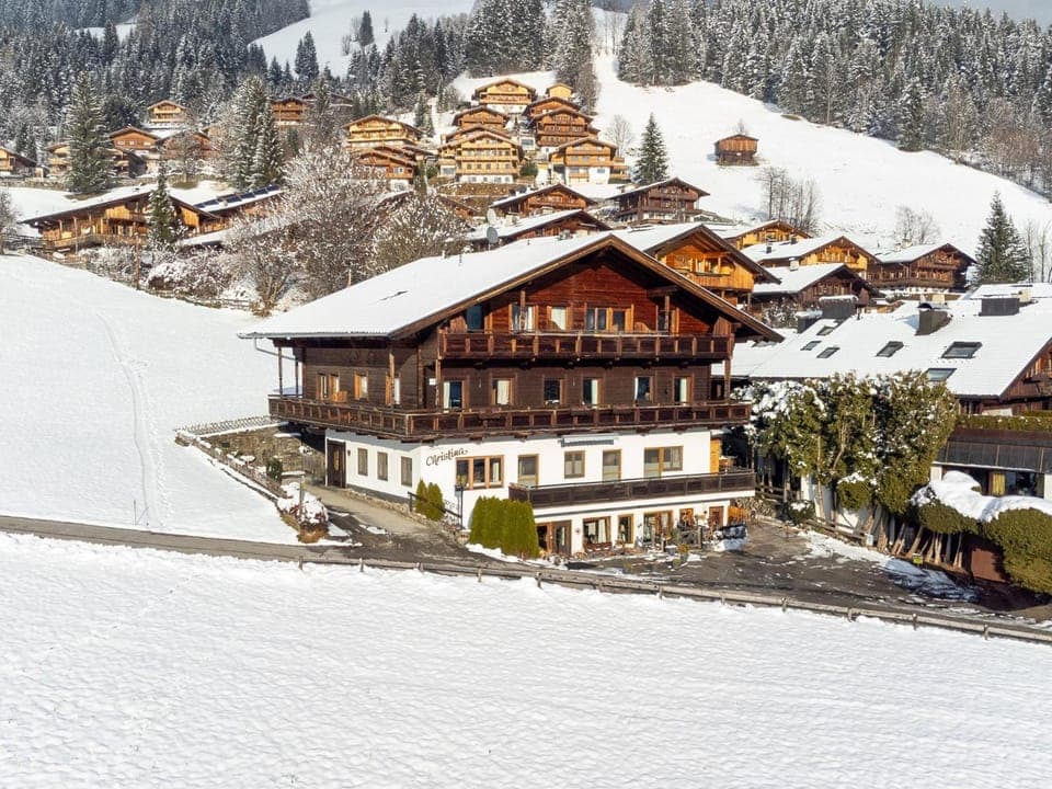 Property building, Winter