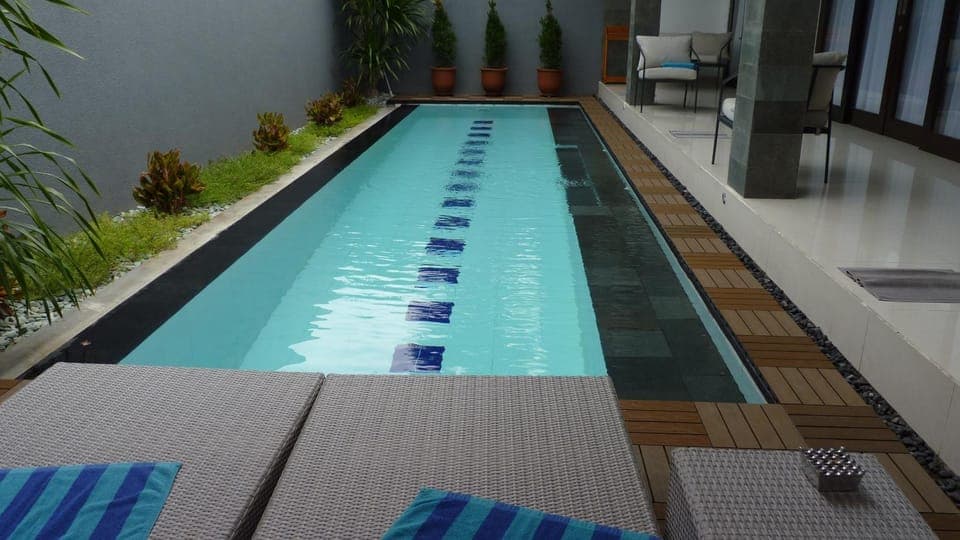 Balcony/Terrace, Pool view, Swimming pool, Swimming pool