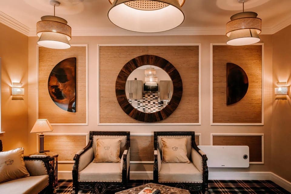 Living room, Decorative detail, Seating area