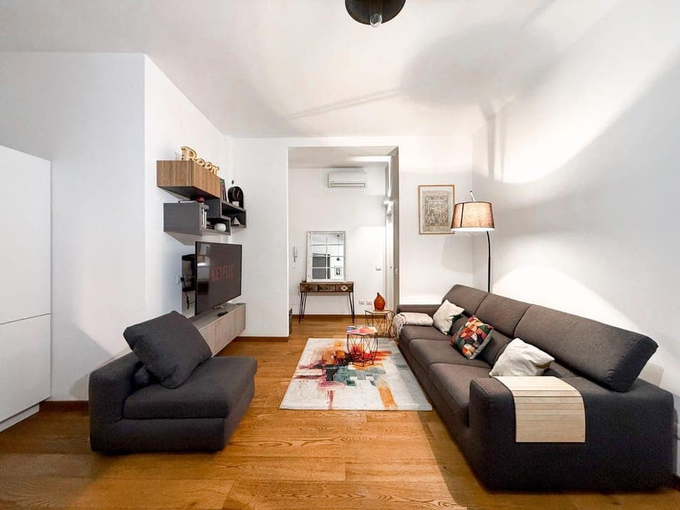 Living room, Seating area, pet friendly