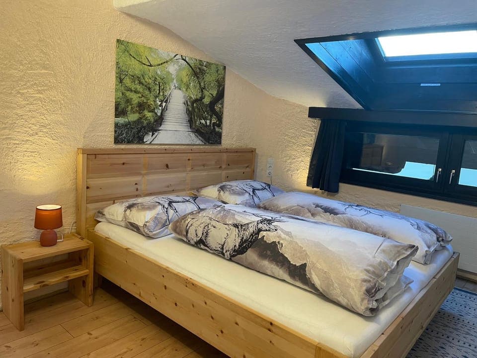 Bed, Photo of the whole room, Bedroom