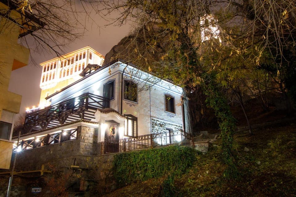 Property building, Night