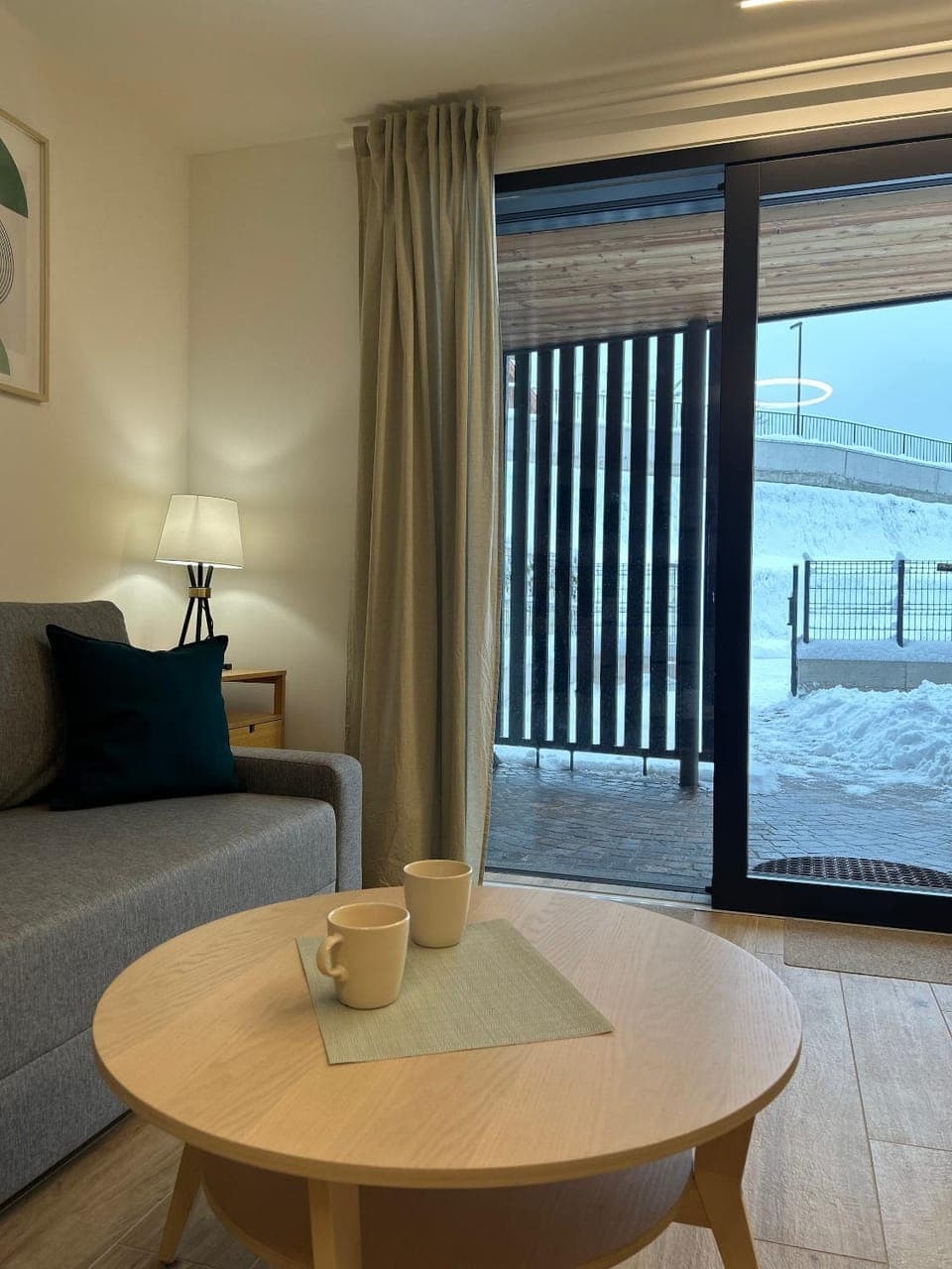 View (from property/room), Balcony/Terrace, Living room