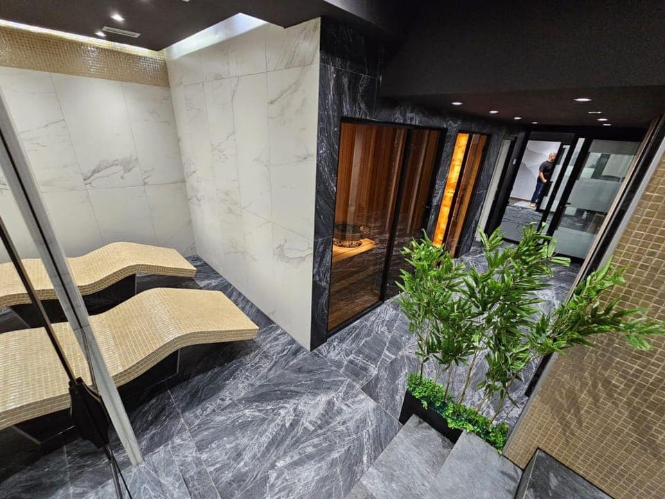 Hot Tub, Spa and wellness centre/facilities