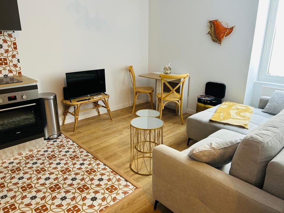 TV and multimedia, Living room