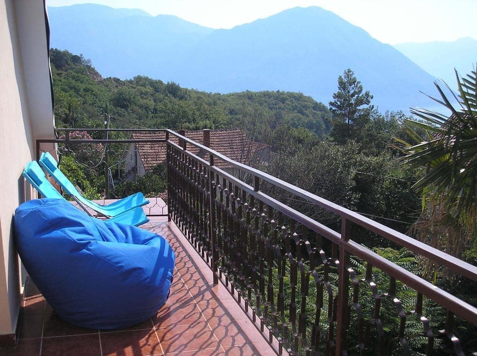 Balcony/Terrace, Mountain view, Sea view