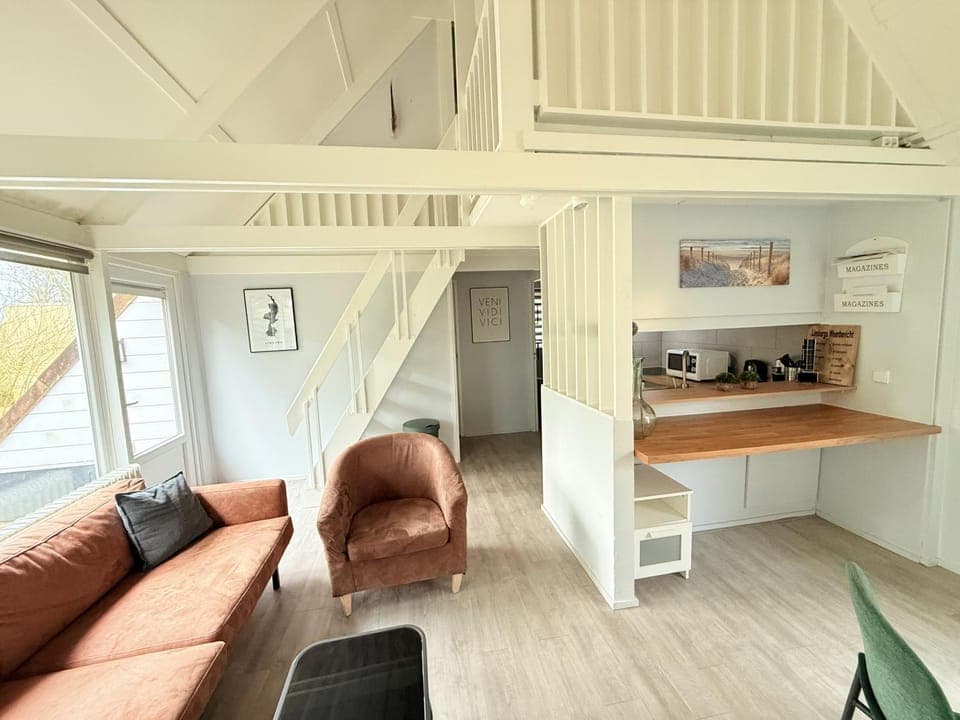 Communal lounge/ TV room, Living room