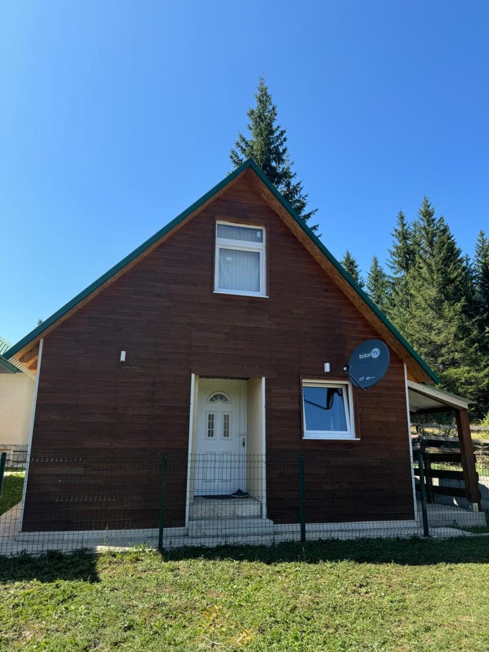 Property building, Day