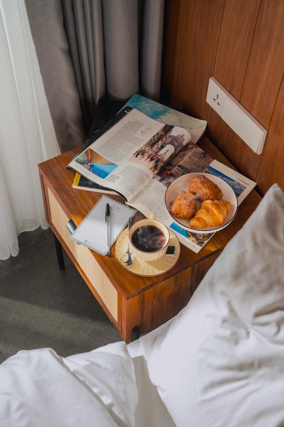 Food and drinks, Continental breakfast