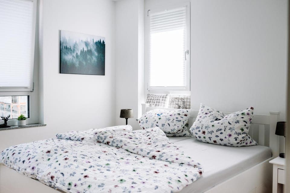 Bed, Photo of the whole room, Bedroom