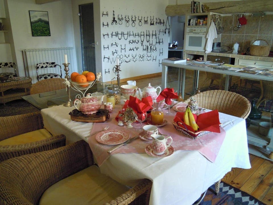 Dining area, Breakfast