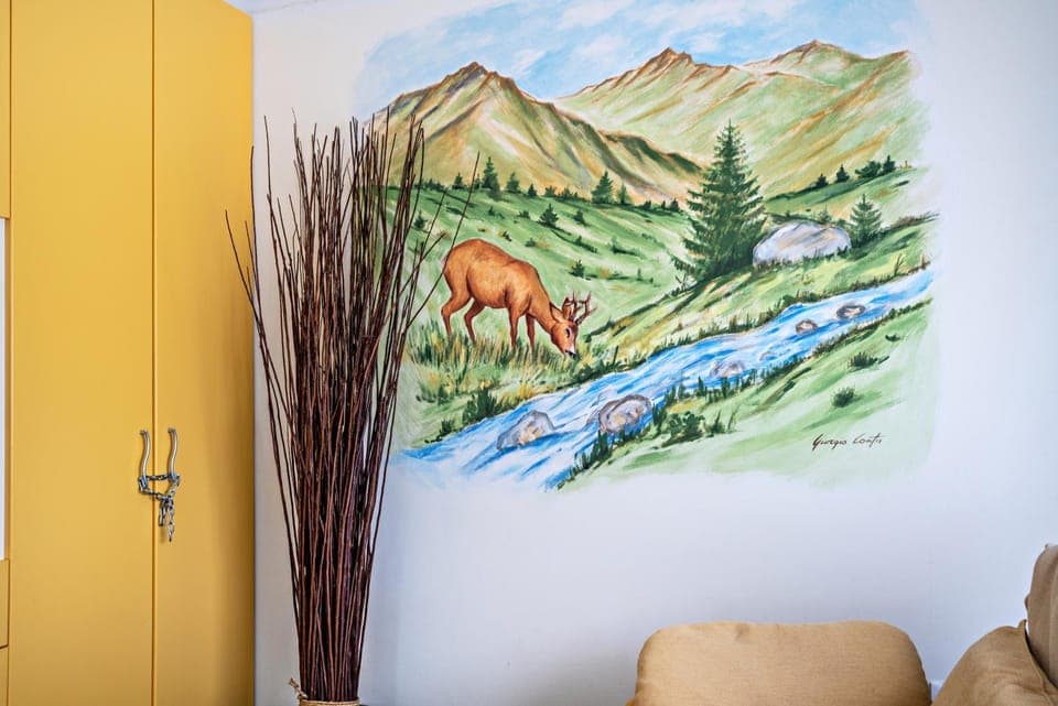 Natural landscape, Decorative detail, Mountain view