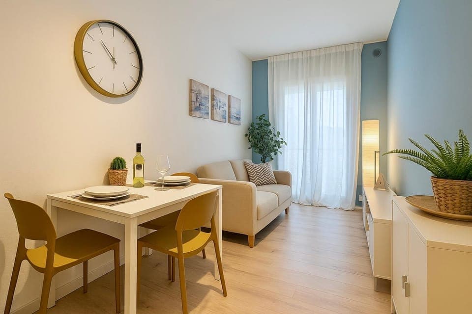 TV and multimedia, Living room, Dining area