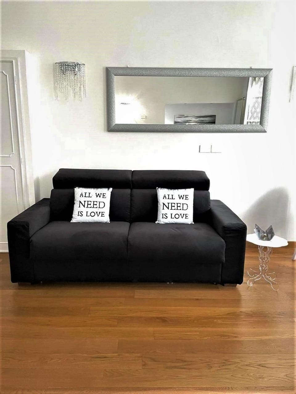 Seating area, furniture