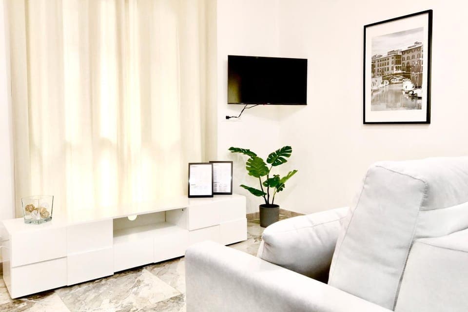 TV and multimedia, Living room, Seating area