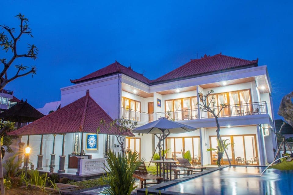 Pool view, Swimming pool