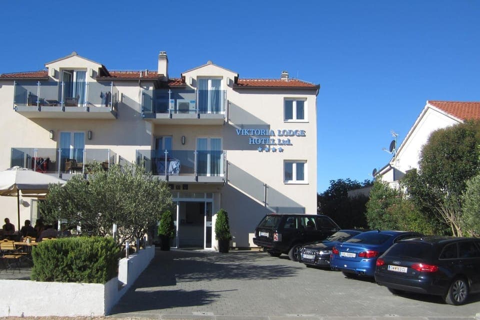 Facade/entrance, Street view