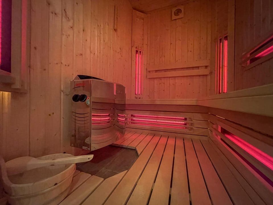 Sauna, Sauna, Spa and wellness centre/facilities