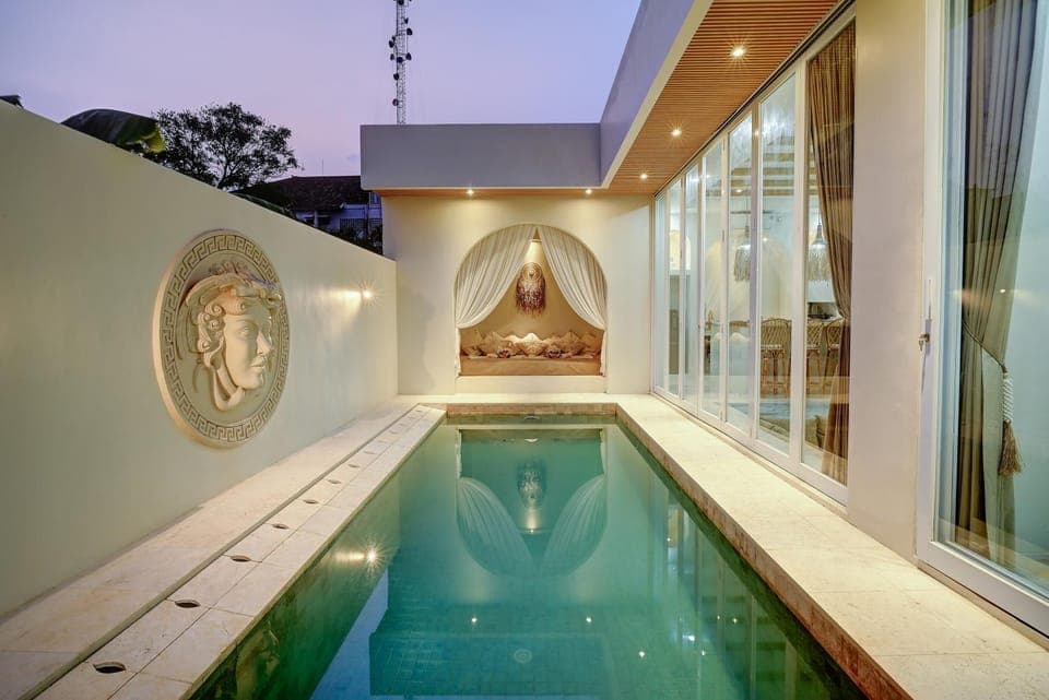 Pool view, Swimming pool