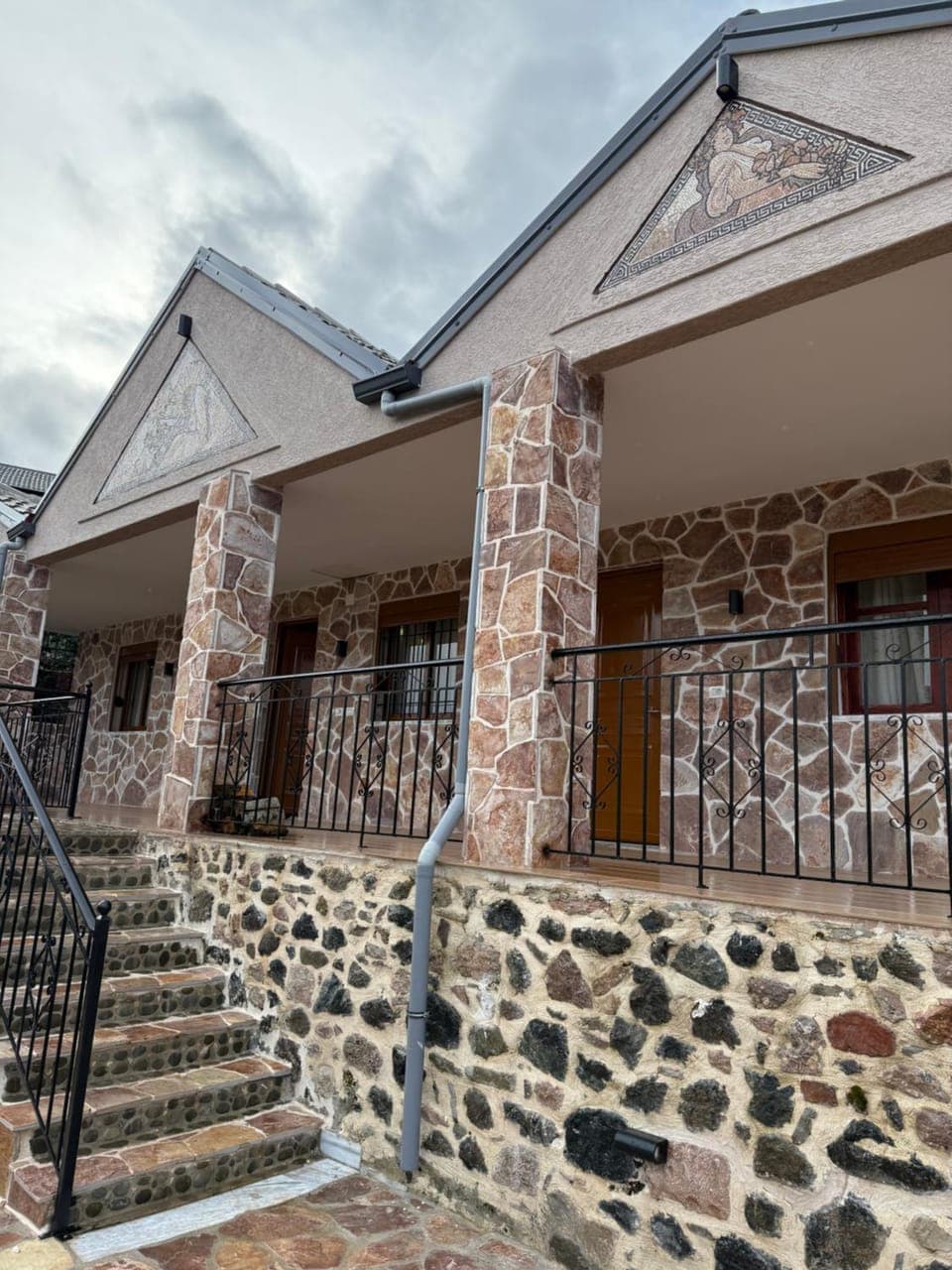 Property building, Day