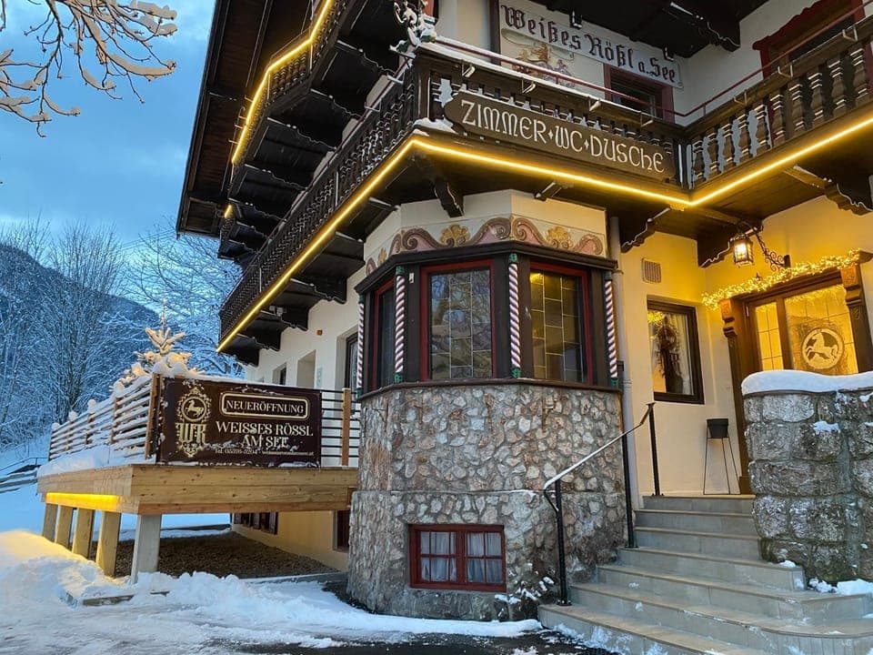 Property building, Facade/entrance