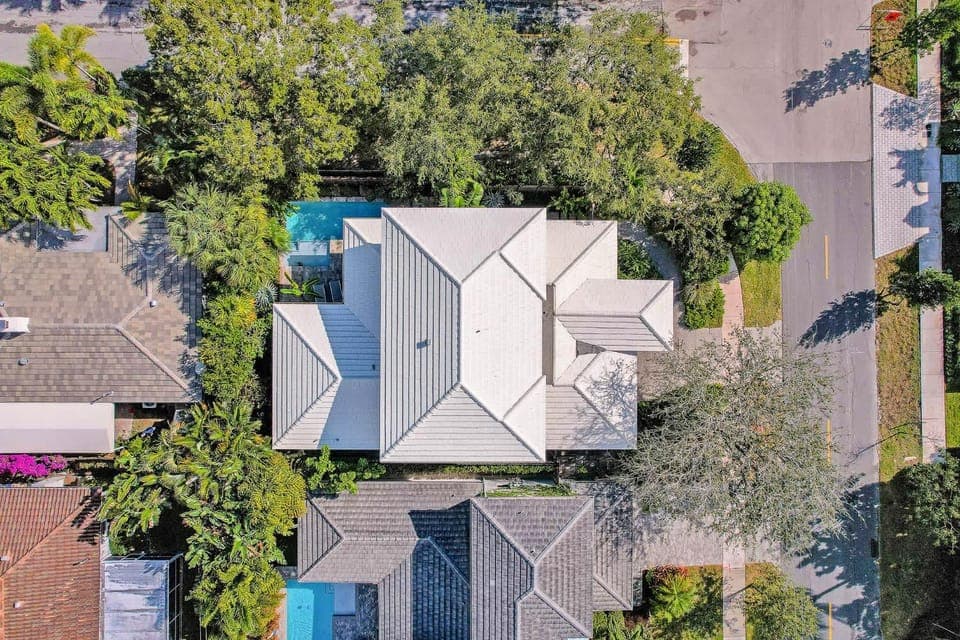 Property building, Bird's eye view