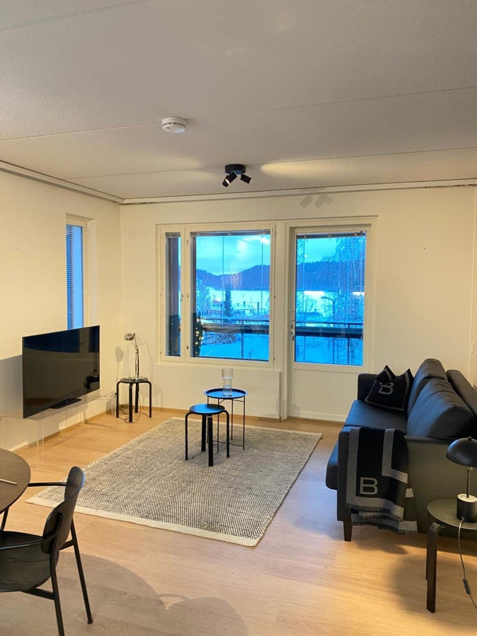 Saunallinen Lutakon kaksio järvinäkymin Apartment in Finland