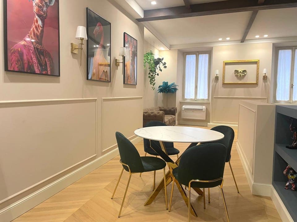 Living room, Seating area, Dining area