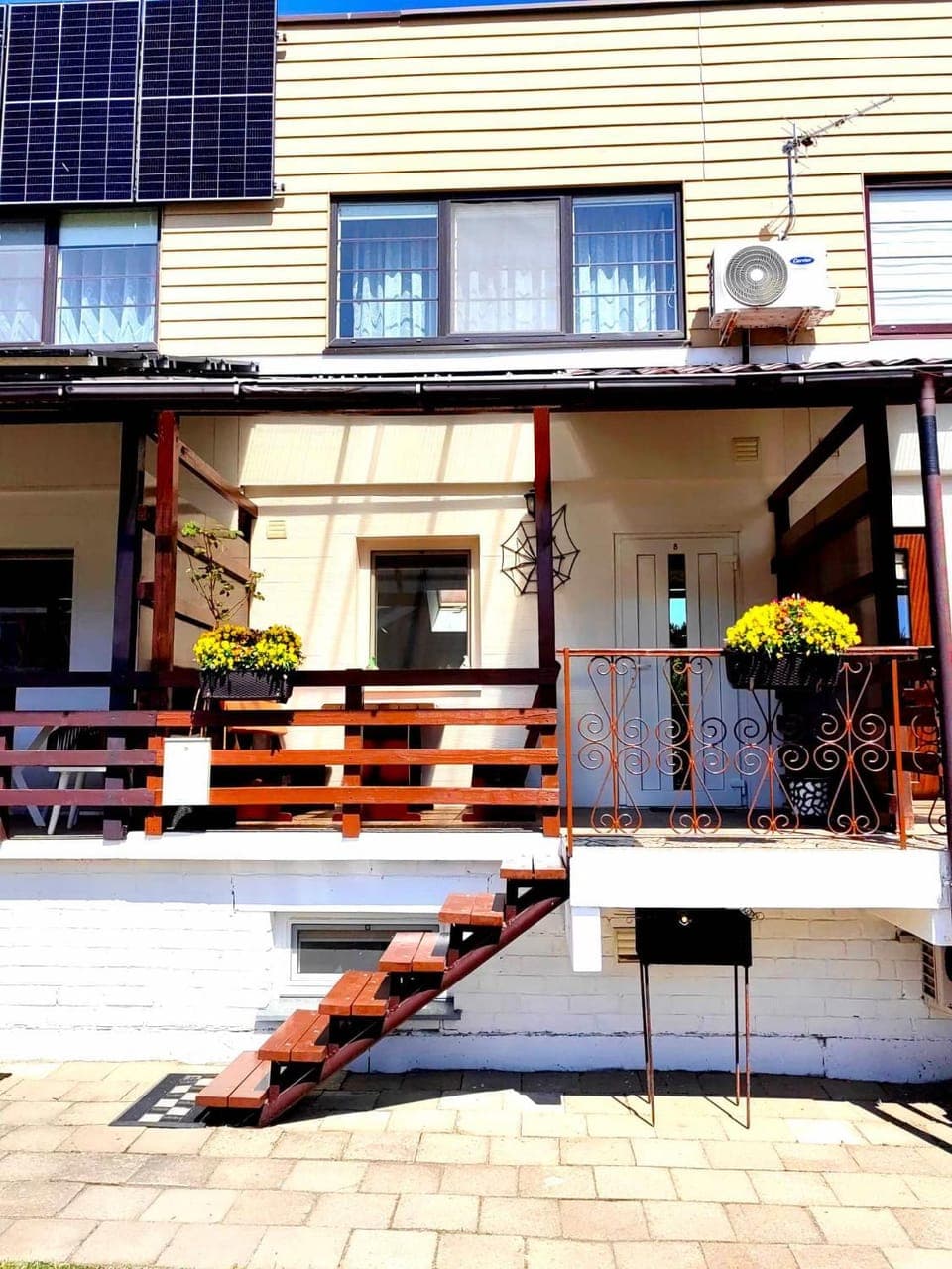 Property building, Balcony/Terrace