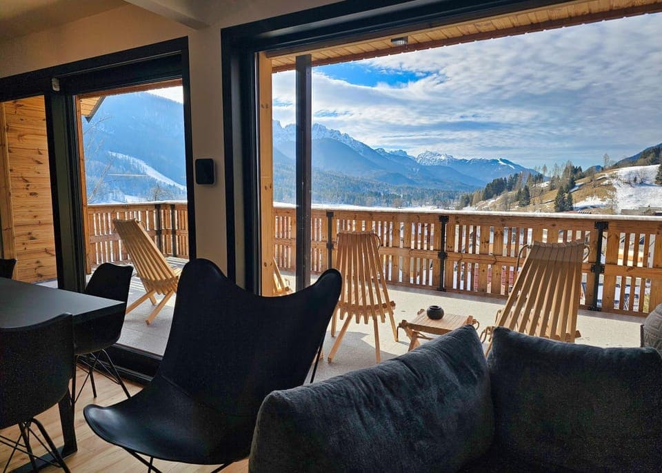 Patio, Day, Natural landscape, View (from property/room), Balcony/Terrace, Living room, Seating area, Dining area, Mountain view