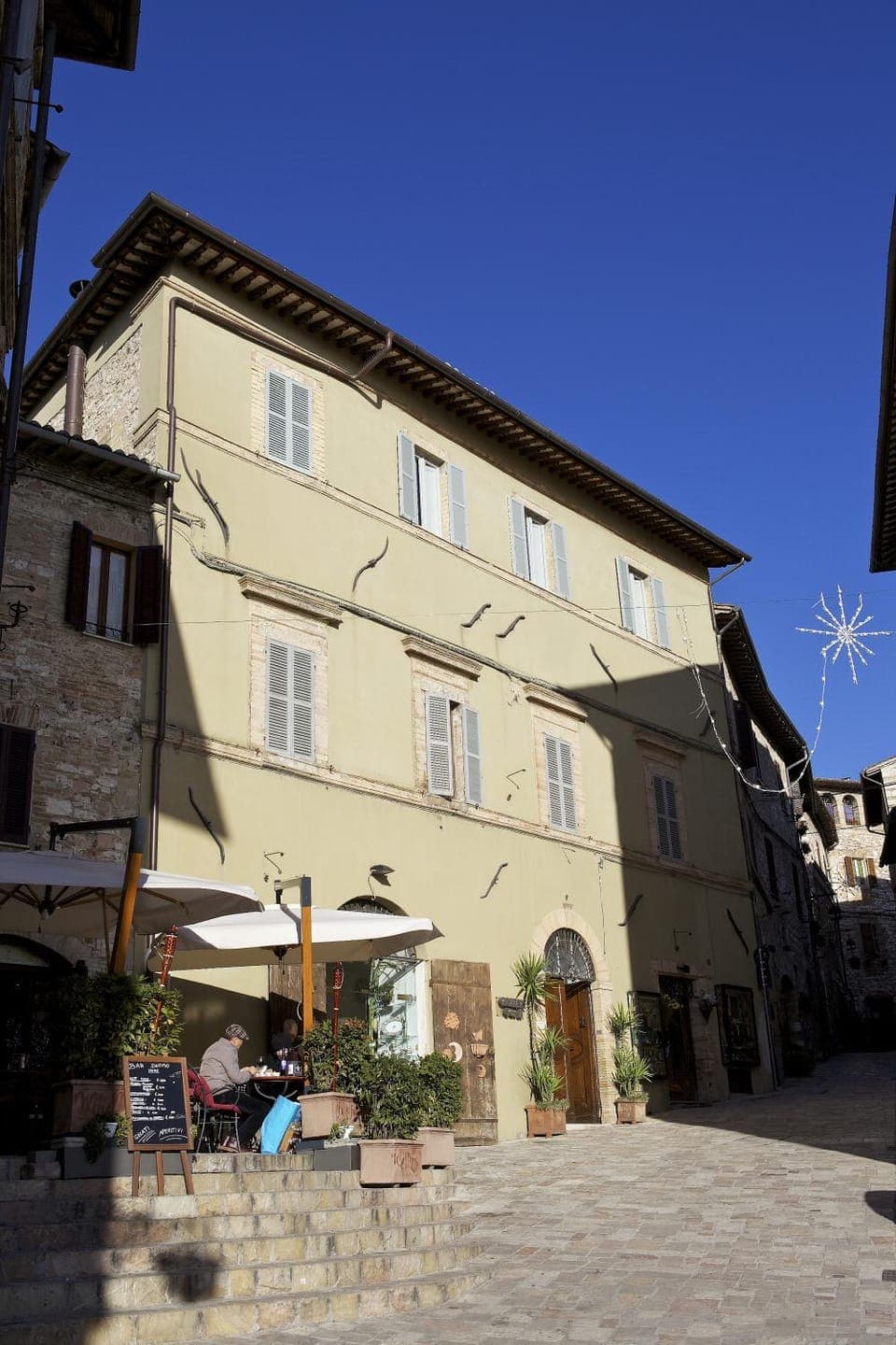 Property building, Day