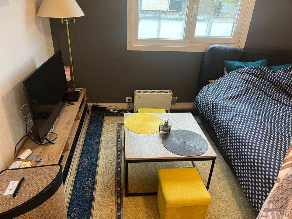 TV and multimedia, Seating area