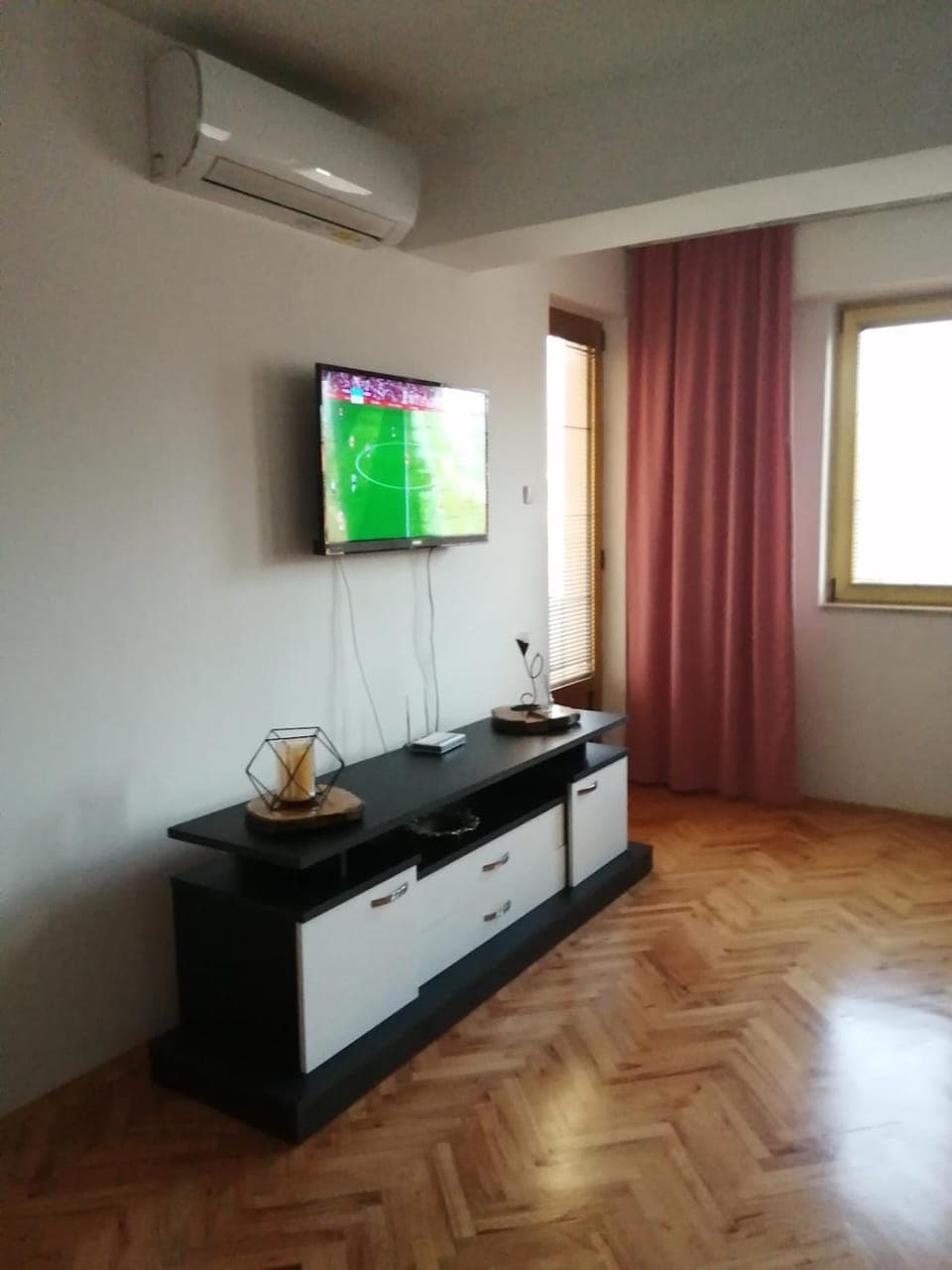 TV and multimedia, air conditioner