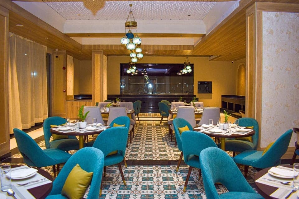 Restaurant/places to eat