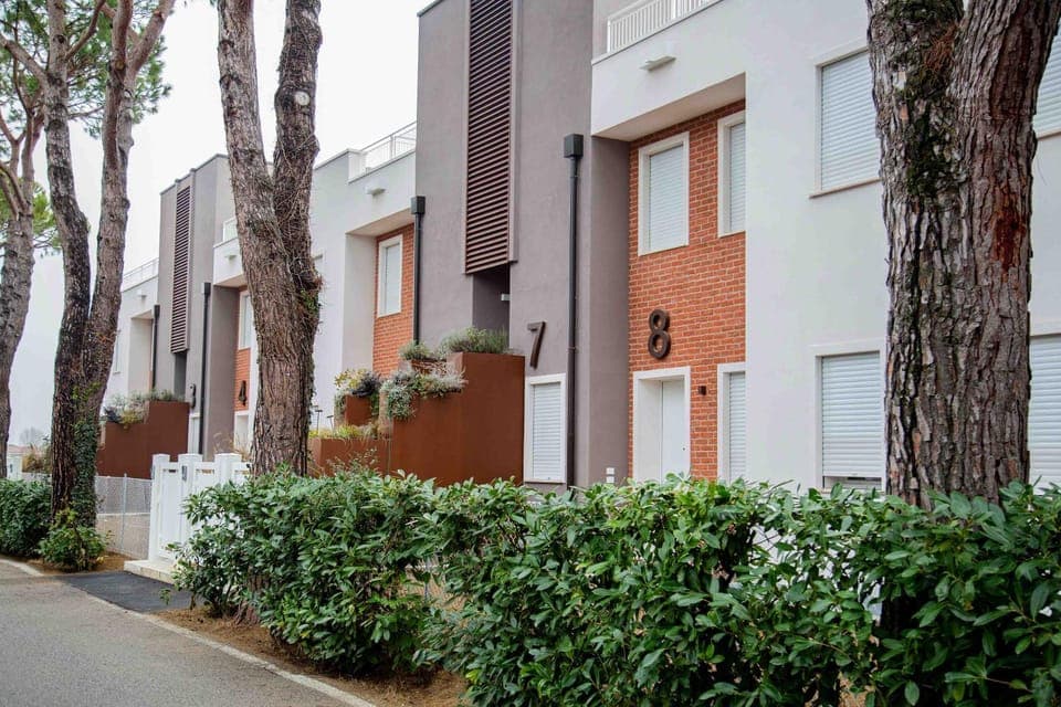 Property building, Facade/entrance