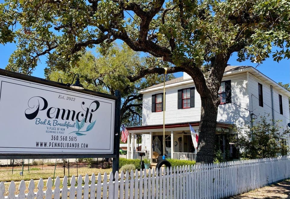 Property building, Street view
