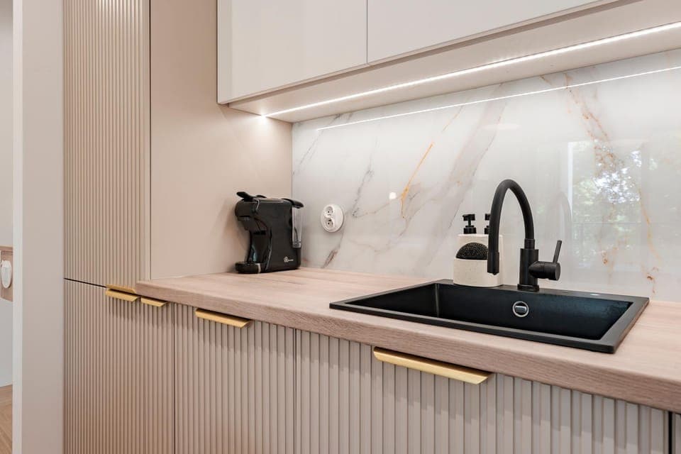 Kitchen or kitchenette