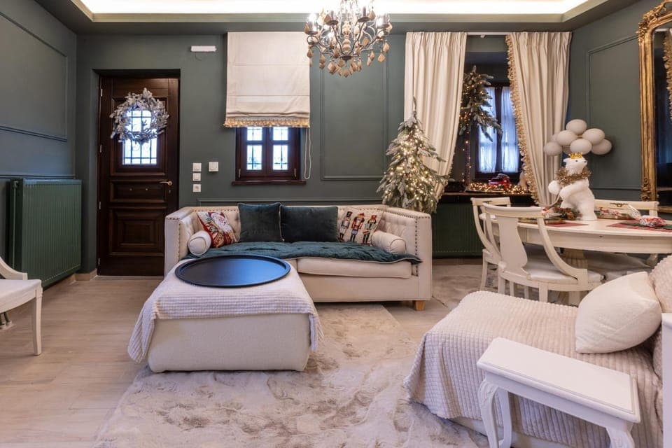 Living room, Seating area