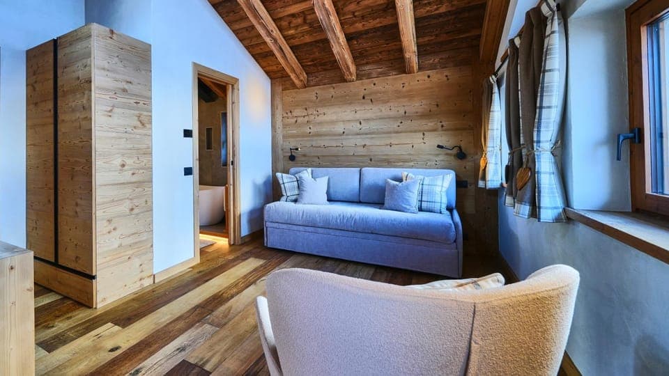 Living room, Bedroom, wardrobe