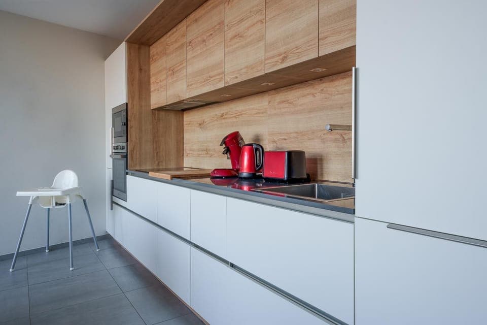 Kitchen or kitchenette