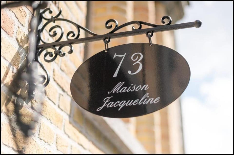 Property logo or sign