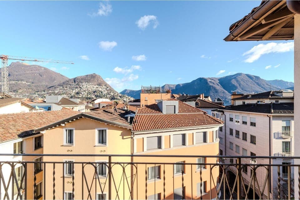 Balcony/Terrace, City view